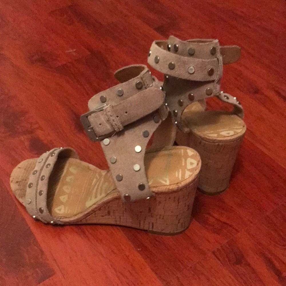 Good condition - Picture 2 of 2